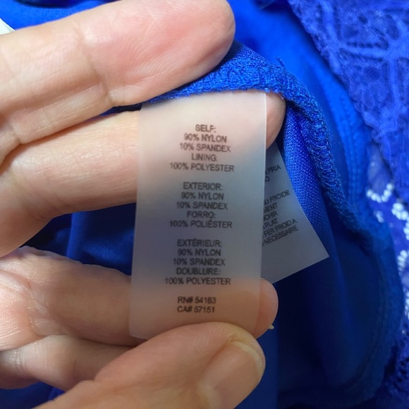 GUESS Women's Embroidered-Lace Cold-Shoulder Dress - SZ 14 - NWT - Picture 4 of 11